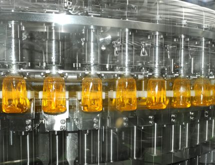 熱灌裝吹灌旋一體機